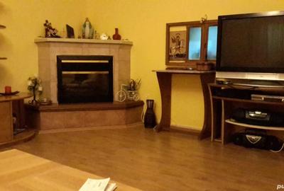 De vanzare proprietate cu 3 case De vanzare proprietate cu 3 case - 7