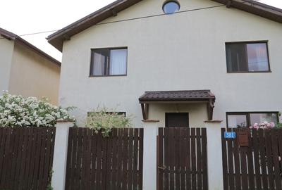 Vilă P+1E+pod mansardabil, Săbăreni