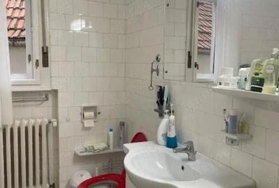 Casă cu Teren 91 Mp în Central - 10