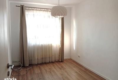 Apartament cu 3 camere semidecomandat în Central - 6