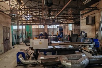 Spațiu comercial, de 1,700 mp, în Central - 6