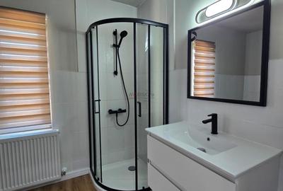 Casă cu Teren 504 Mp în Central - 2