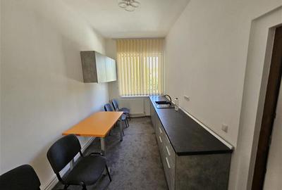 Birou, de 300 mp, în Central - 3