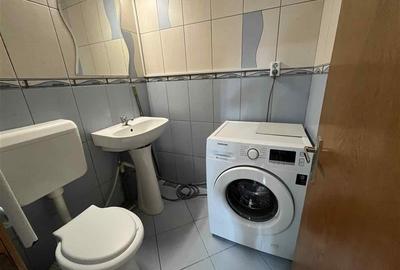 Apartament 3 camere - spatios - decomandat - Novaci - 5 min Prosper Mall - 10