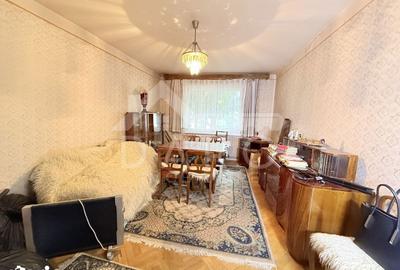 Apartament cu 3 camere decomandat în Tudor - 8