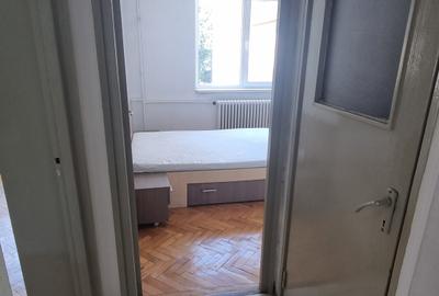 Apartament cu 2 camere circular în Plopilor - 4