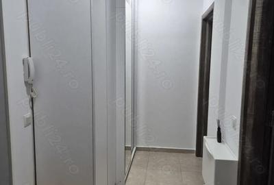 Garsonieră decomandată în Central - 9