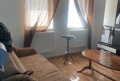 Casă cu Teren 350 Mp în Central