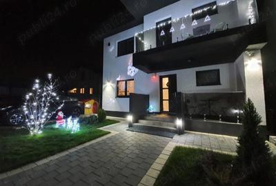 Casă cu 5 camere cu Teren 333 Mp în Central - 2