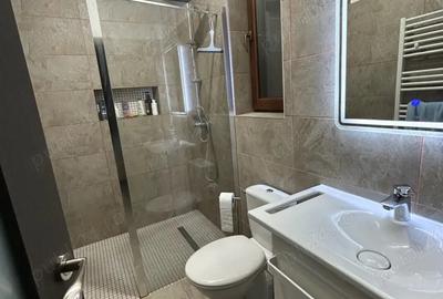 Casă cu Teren 2100 Mp în Central - 4