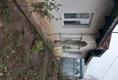 Casă cu 3 camere în Tichilești - 8