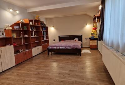 Casa rezidentiala + Spațiu comercial | 741 mp utili | Teren 906 mp - NEGOCIABIL - 7