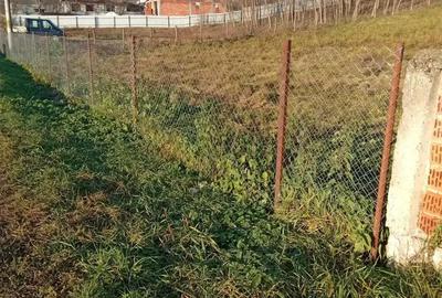 Casă cu 2 camere cu Teren 3754 Mp în Costișa - 1