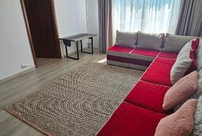 Apartament cu 2 camere nedecomandat, mobilat în Tomis Nord