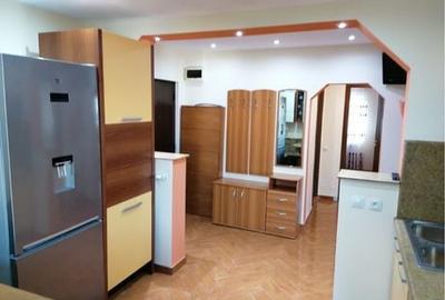 Apartament cu 3 camere decomandat în 13 Septembrie - 5