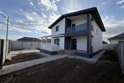 Casă cu 4 camere cu Teren 350 Mp în Nord - 1