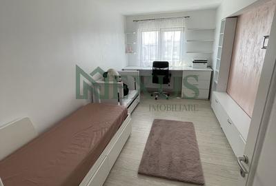 Apartament cu 3 camere decomandat în Central - 8