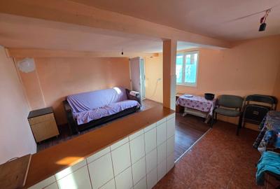 Casă cu 3 camere în Dragomirești-Deal - 4