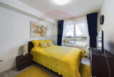 Apartament cu 3 camere decomandat în Cristian