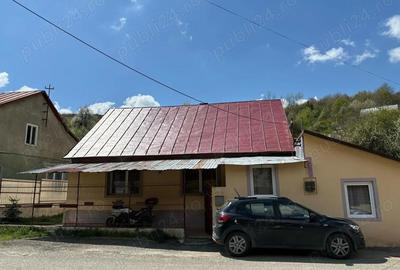 Casă cu 6 camere cu Teren 430 Mp în Anina - 6