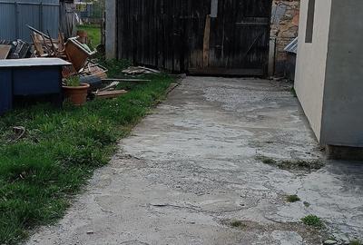 Casă cu Teren 1142 Mp în Aeroport