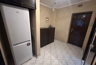 Garsonieră decomandată, mobilată în Titan - 8