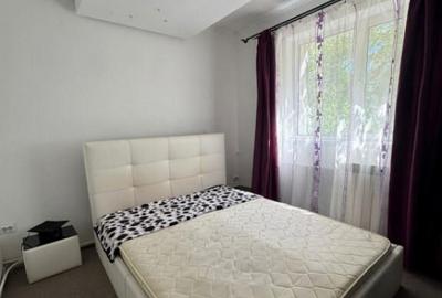 MIRCEA CEL BATRAN, Apartament 3 camere DECOMANDAT, 54 mp, 89 - 3
