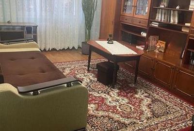 Apartament cu 3 camere decomandat, mobilat în Astra