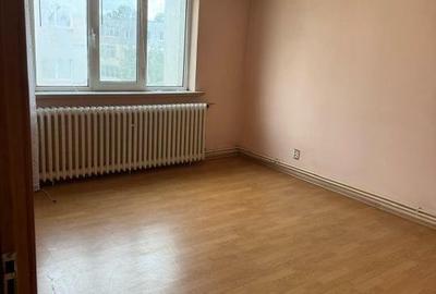 Apartament 4 camere decomandate zona Inel 2 - 14