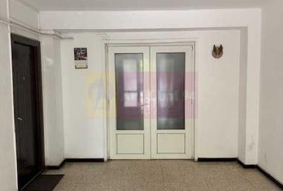 Vanzare apartament 4 camere Titan, metrou M1 si M3 - 1