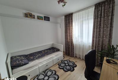 Apartament cu 3 camere semidecomandat, mobilat în Sud - 10