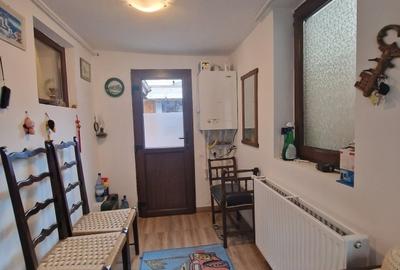 Km 4 - Casa 3 camere mobilata-utilata ,centrala gaze , termen lung -600euro - 9