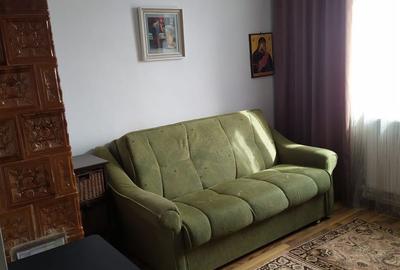 Apartament cu 3 camere decomandat în Răcăciuni - 2