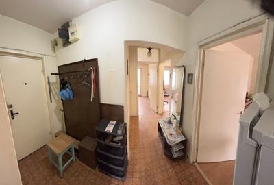 Apartament cu 3 camere decomandat în Berceni - 2
