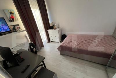 Apartament de vanzare, cu 3 camere, 80 mp, zona Sud - 12