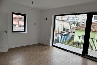 Spațiu comercial, de 77 mp, în Central - 5