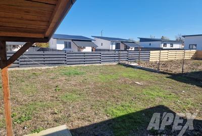 Vanzare casa parter  cu 4 camere Vedere la lac| Crevedia -Strada Caisului - 8