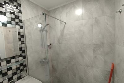 Garsonieră decomandată în Astra