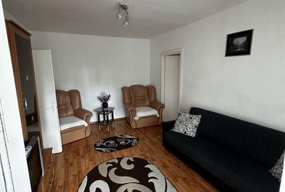 Apartament cu 2 camere semidecomandat în Central - 1