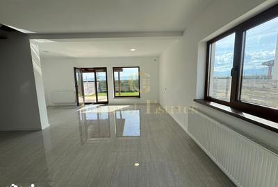 Casă cu 4 camere cu Canalizare în Tărlungeni - 2
