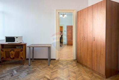 Ocazie! Garsoniera de vanzare pe Muresenilor, etaj 1, Ce... Ocazie! Garsoniera de vanzare pe Muresenilor, etaj 1, Ce... - 3