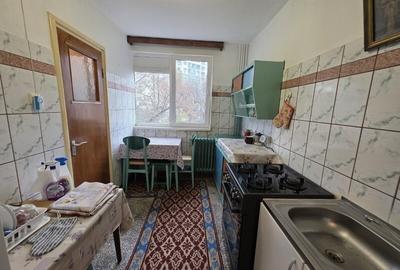 Apartament cu 3 camere decomandat în 1 Decembrie 1918 - 1