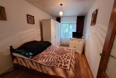Apartament cu 3 camere decomandat în Fălticeni - 3