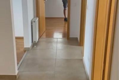 Apartament cu 3 camere în Central - 1