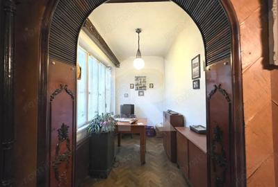 Apartament cu 5 camere decomandat în Grădina Icoanei - 2