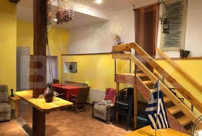 Casa cu doua corpuri, Zarnesti, pretabil pensiune sau casa d - 2