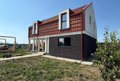 Casa noua de vanzare cu curte spatioasa- Prejmer, Brasov - 2
