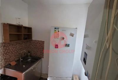 Garsonieră în Central