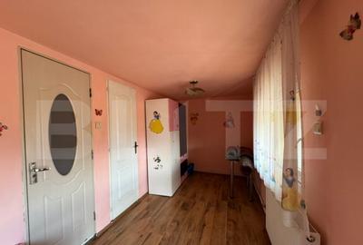 Casă cu 6 camere cu Teren 1200 Mp în Șoimuș - 8