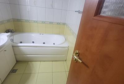 Apartament cu 2 camere decomandat în Națiunile Unite - 4